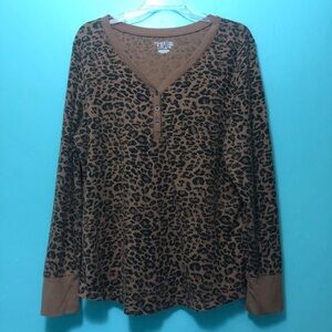 Time and Tru size XXL cheetah print long sleeve thermal shirt